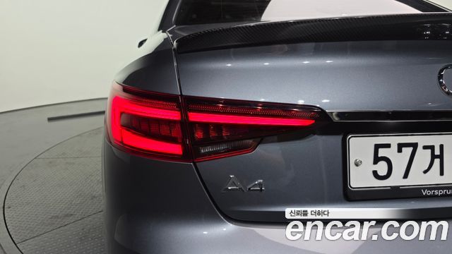 Audi A4 30 TDI
