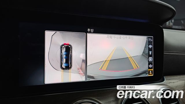 Mercedes-Benz E-Class E300 4MATIC Exclusive