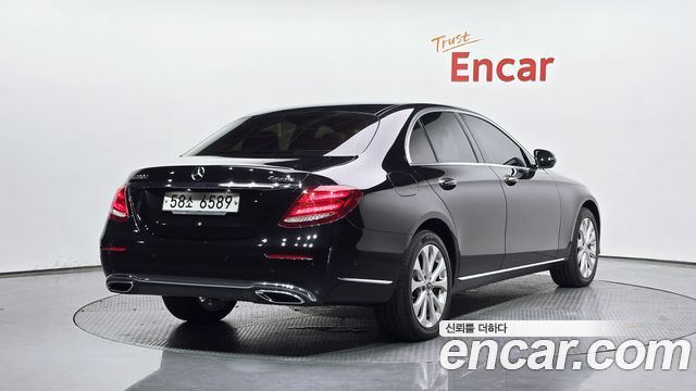 Mercedes-Benz E-Class E220d 4MATIC Exclusive