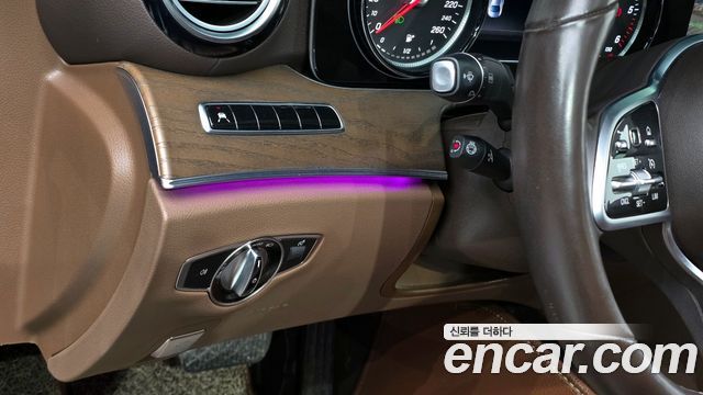 Mercedes-Benz E-Class E220d 4MATIC Exclusive