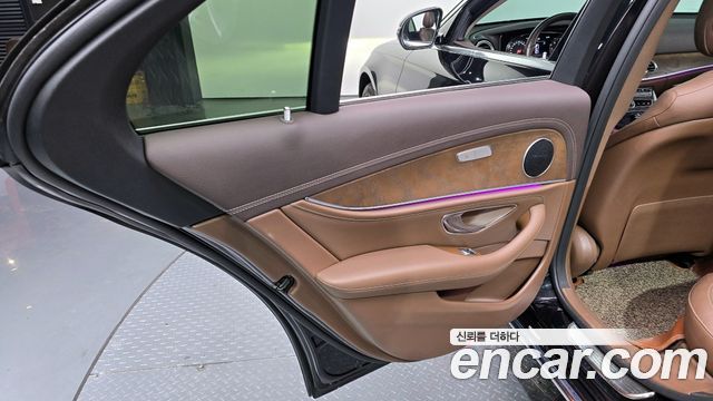Mercedes-Benz E-Class E220d 4MATIC Exclusive