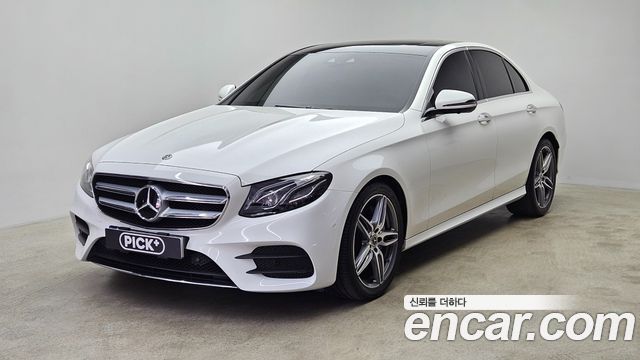Mercedes-Benz E-Class E300 4MATIC AMG Line