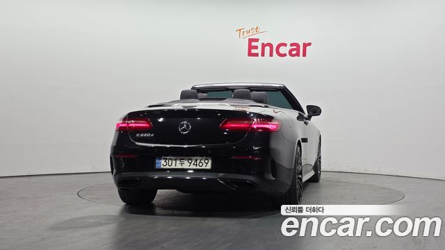Mercedes-Benz E-Class E220d Cabriolet