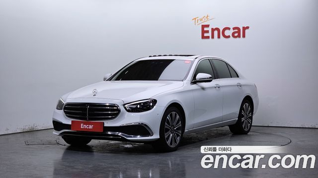 Mercedes-Benz E-Class E300e 4MATIC Exclusive