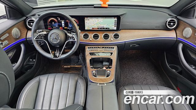 Mercedes-Benz E-Class E300e 4MATIC Exclusive