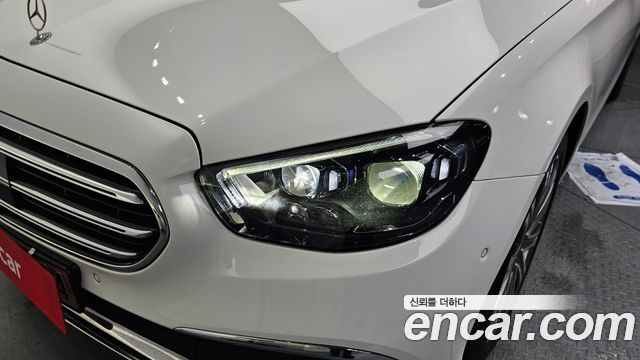 Mercedes-Benz E-Class E300e 4MATIC Exclusive