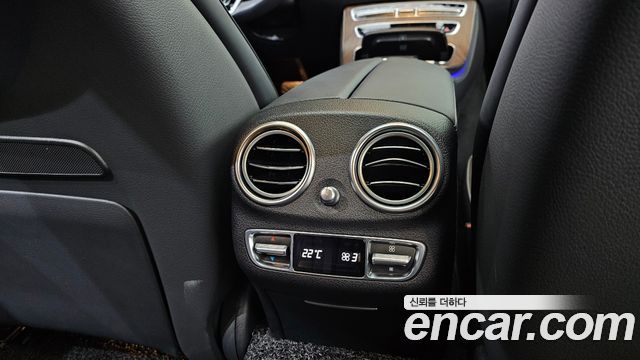 Mercedes-Benz E-Class E300e 4MATIC Exclusive