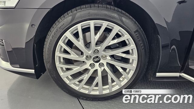 Audi A8 55 TFSI Quattro LWB