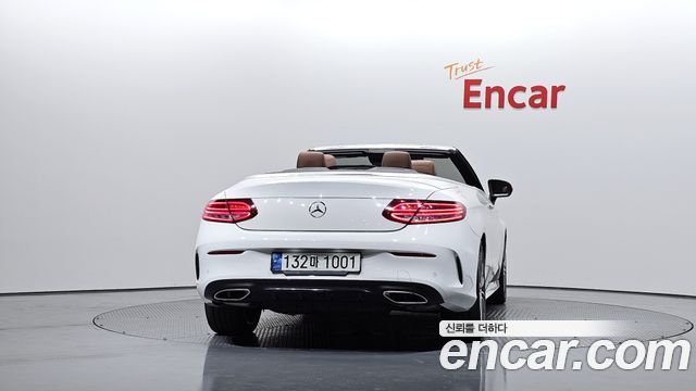 Mercedes-Benz C-Class C200 Cabriolet