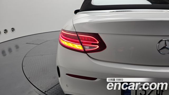 Mercedes-Benz C-Class C200 Cabriolet