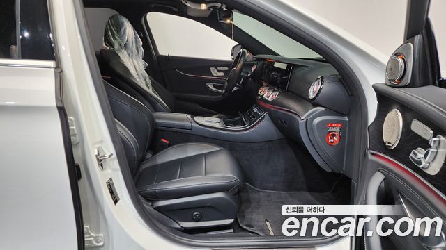 Mercedes-Benz E-Class E220d 4MATIC AMG Line