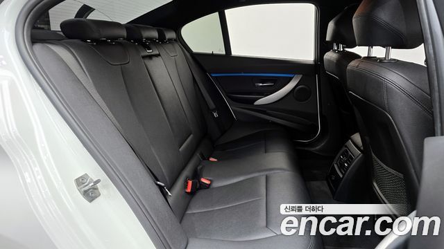 BMW 3-Series 320i M Sport