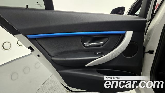BMW 3-Series 320i M Sport