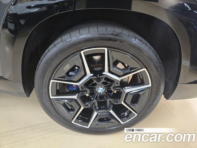 BMW XM 4.4