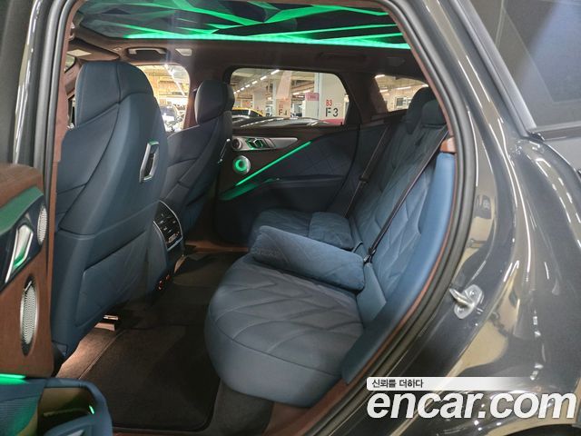 BMW XM 4.4