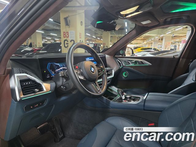 BMW XM 4.4