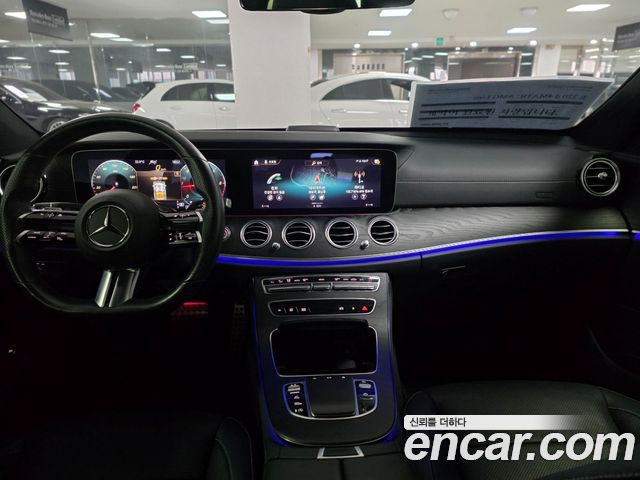 Mercedes-Benz E-Class E220d 4MATIC AMG Line
