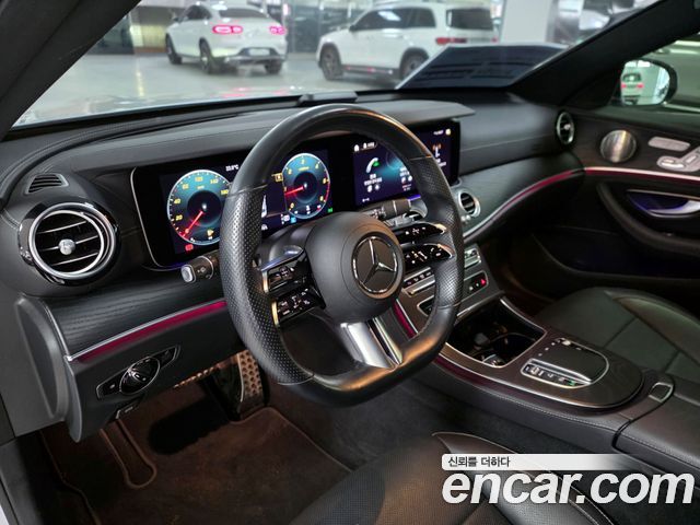 Mercedes-Benz E-Class E220d 4MATIC AMG Line
