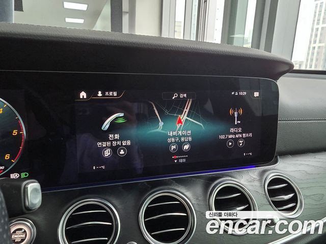 Mercedes-Benz E-Class E220d 4MATIC AMG Line