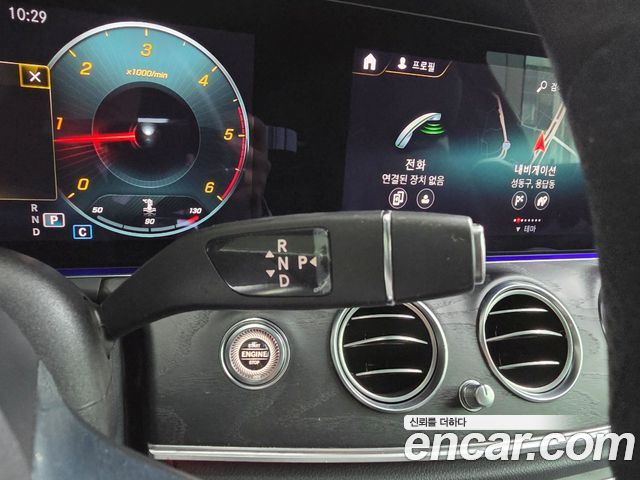Mercedes-Benz E-Class E220d 4MATIC AMG Line