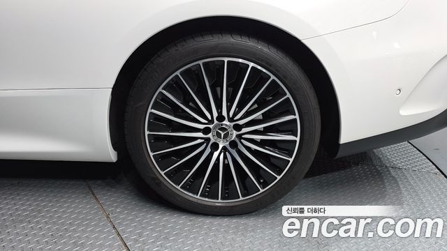 Mercedes-Benz CLE-Class CLE200 Coupe