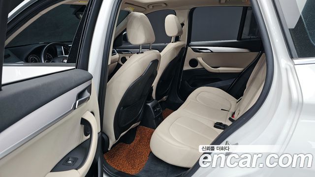 BMW X1 xDrive 20i Advantage