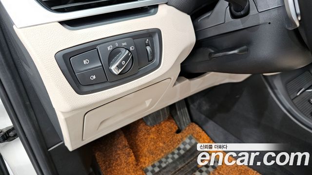 BMW X1 xDrive 20i Advantage