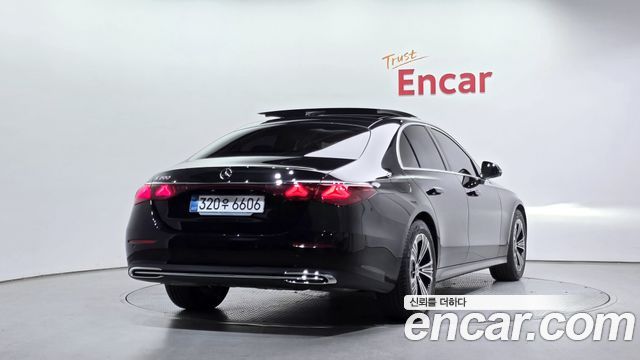 Mercedes-Benz E-Class E200 Avantgarde