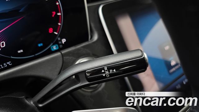 Mercedes-Benz E-Class E200 Avantgarde