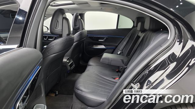 Mercedes-Benz E-Class E200 Avantgarde
