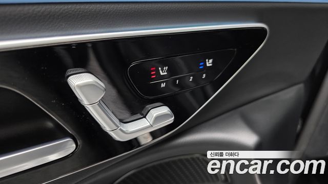 Mercedes-Benz E-Class E200 Avantgarde