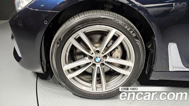 BMW 7-Series 730d xDrive M Sport