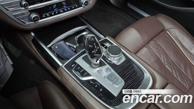 BMW 7-Series 730d xDrive M Sport