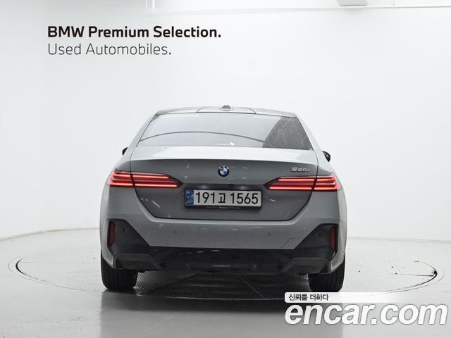 BMW 5-Series 520i M Sport