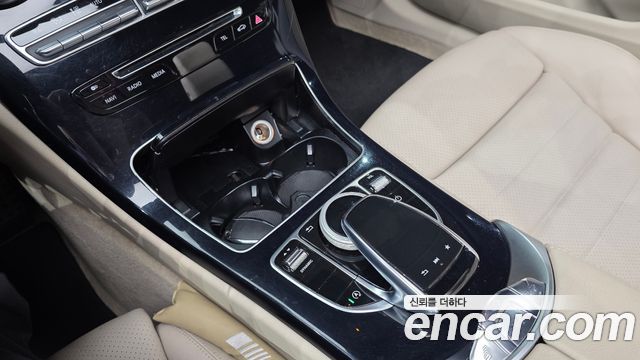 Mercedes-Benz C-Class C200 Cabriolet