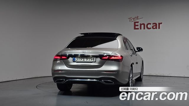 Mercedes-Benz E-Class E350 4MATIC AMG Line