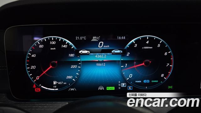 Mercedes-Benz E-Class E350 4MATIC AMG Line