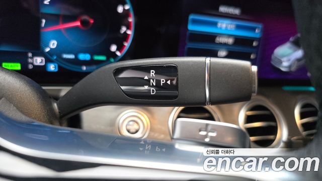 Mercedes-Benz E-Class E350 4MATIC AMG Line