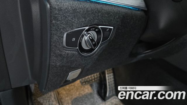 Mercedes-Benz E-Class E350 4MATIC AMG Line