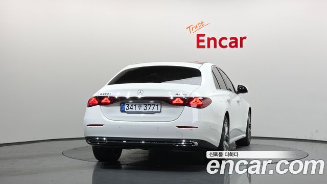 Mercedes-Benz E-Class E220d 4MATIC Exclusive