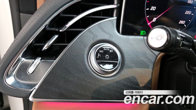 Mercedes-Benz E-Class E220d 4MATIC Exclusive
