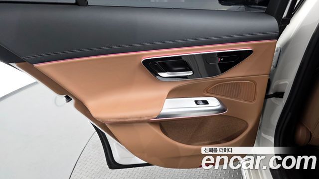 Mercedes-Benz E-Class E220d 4MATIC Exclusive