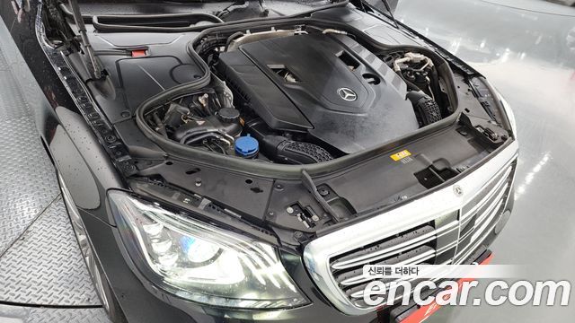 Mercedes-Benz S-Class S560L 4MATIC