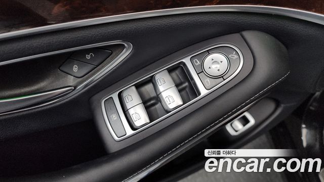 Mercedes-Benz S-Class S560L 4MATIC