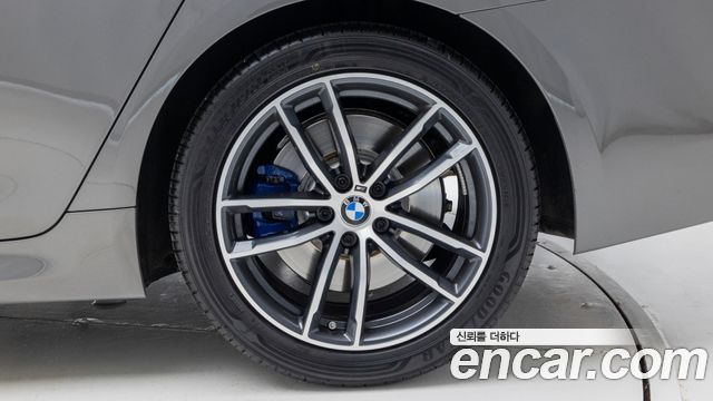 BMW 5-Series 520i M Sport