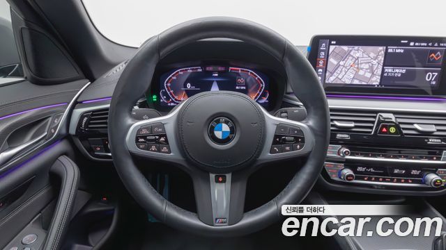 BMW 5-Series 520i M Sport