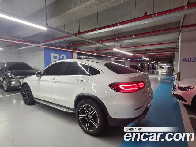 Mercedes-Benz GLC-Class GLC300 4MATIC Premium Coupe
