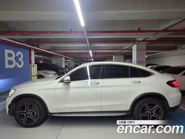 Mercedes-Benz GLC-Class GLC300 4MATIC Premium Coupe