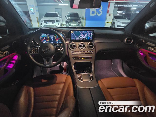 Mercedes-Benz GLC-Class GLC300 4MATIC Premium Coupe