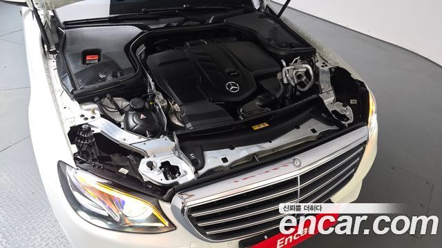 Mercedes-Benz E-Class E220d Exclusive